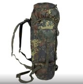 Бойовоий рюкзак бундесверу в хорошій якості. 65 літрів !!! BW Kampfrucksack колiр flecktarn Mil-Tec