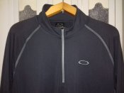 Термокофта Oakley, эластичная.
