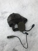 Нашоломник з гарнітурою