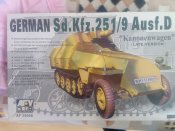 Модель бронетранспортеру Hanomag SdKfz251/9