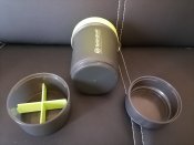 Шейкер для спорта.Бутылка с емкостями на резьбе особо прочная можно использовать в микроволновке