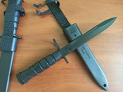 Штик ніж М7 до гвинтівки М16