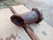 Корпус та фіксатор положення антени танка Т-34, ранньої версії.