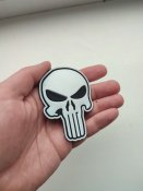 Патч нашивка шеврон на липучке череп пунишер белый черные глаза резина пвх