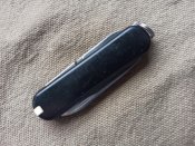 Ніж Victorinox Classic, б/в (чорний)