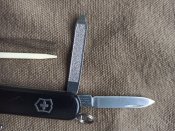 Ніж Victorinox Classic, б/в (чорний)
