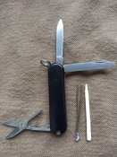 Ніж Victorinox Classic, б/в (чорний)