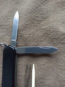 Ніж Victorinox Classic, б/в (чорний)