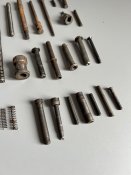 Пружины, штифты, разные запчасти