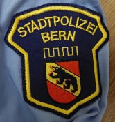 Рубашка + шеврон Stadtpolizei Bern, ворот 40, лёгкое б/у, полиция Швейцария