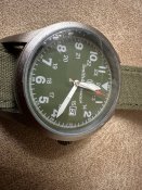 Японський годинник в стилі Military