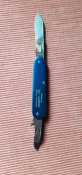 Ніж victorinox.