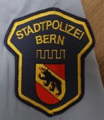 Тенниска, рубашка + шеврон Stadtpolizei Bern, ворот 41, б/у, полиция Швейцария