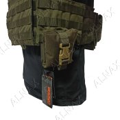 SPANKER dropbag green 11.jpg