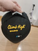 Два спальні мішки
