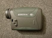 Лазерний далекомір Vortex Razor HD 4000