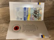 Пам‘ятна банкнота 20 гривень «Пам‘ятаємо! Не пробачимо!» у сувенірній упаковці