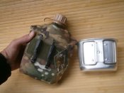 Фляга з кружкою армійська US Army Вottle 1 л пластикова в чохлі Multicam
