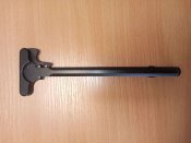 Рукоятка досилання (взведення) AR-15