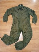 Армия США. Негорючий контрактный комбинезон экипажа боевых машин Coveralls Combat Vehicle Crewmen's. Олива. Оригинал. Размер Large Regular.