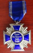 За службу в NSDAP в серебре (За 15 лет выслуги).
