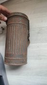 Противогазный бак с очками