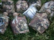 Фляга з кружкою армійська US Army Вottle 1 л пластикова в чохлі Multicam (1 шт.)
