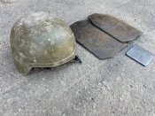 Каска с плитами