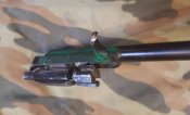 АК-12  затворна рама з газовим поршнем і  затвором.