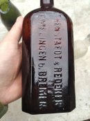 Пляшки по псв. З дефектами.