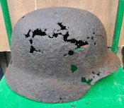 Каска з втратами М - 40