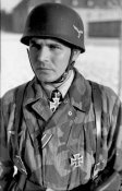 Fallschirmjägerhelm M38 — стальна каска