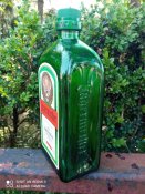 Пляшка , бутилка Jagermeister.