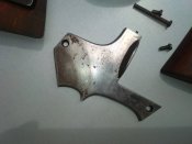 Револьвер похож на Смит-Вессон Ммг, Схп. (Smith & WESSON)