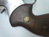 Револьвер похож на Смит-Вессон Ммг, Схп. (Smith & WESSON)