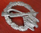 Штурмовой знак в серебре.