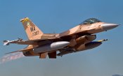 Смерть орков - истребитель F-16.