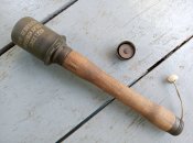 Stielhandgranate М-24 (ММГ, клеймо) з осколковою рубашкою