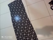 Шарф , Із зображенням черепа .