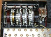 часть шифровальной машинки "Enigma" . Антураж