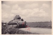 Beute Panzer Balkenkreuze.JPG