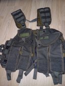 Розвантажувальний жилет