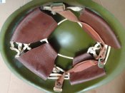 Каска - шлем  СШ - 68 из СССР .