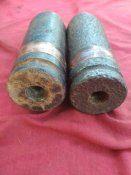 Два бронебоя 40 мм.