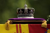 queen-sarg-120-resimage_v-variantBig1xN_w-1856.jpg