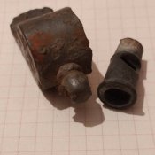 2 свистка