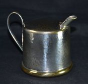 Сахарница.