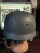Fallschirmjägerhelm M38 — стальна каска
