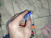 Свисто, стропоріз, пристрій для розбивання скла