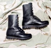 Оригинальные новые зимние кожаные егерь берцы до-40 Lowa, Германия р.44